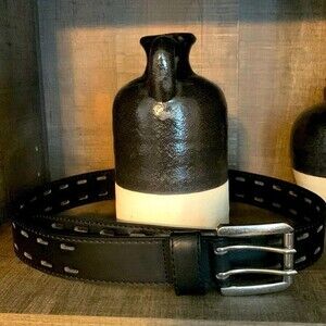 Black‎ leather belt 32/34